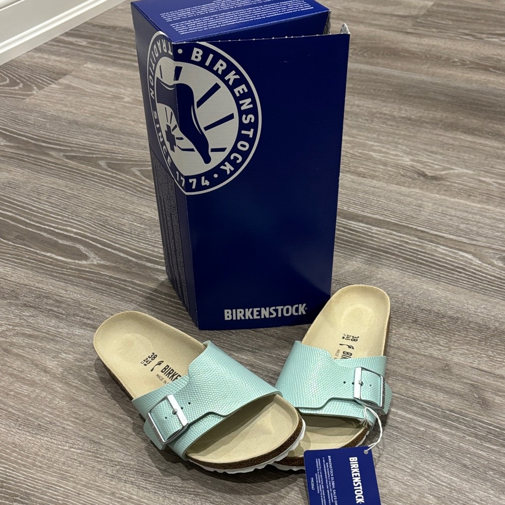 Birkenstock Single Strap Sandals in Mint